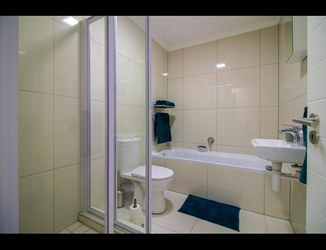 2 BEDROOM APARTMENT FOR SALE IN ZONNEBLOEM